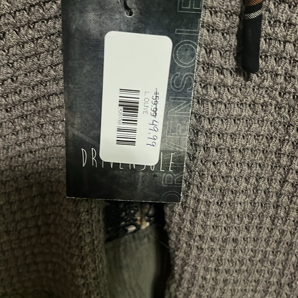 Top - Picture 4 of 4